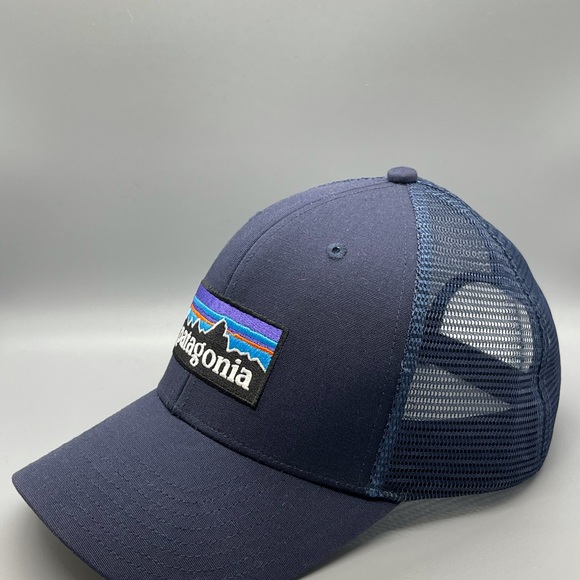 Patagonia Mesh Back Trucker Hat - Rare - Picture 2 of 7